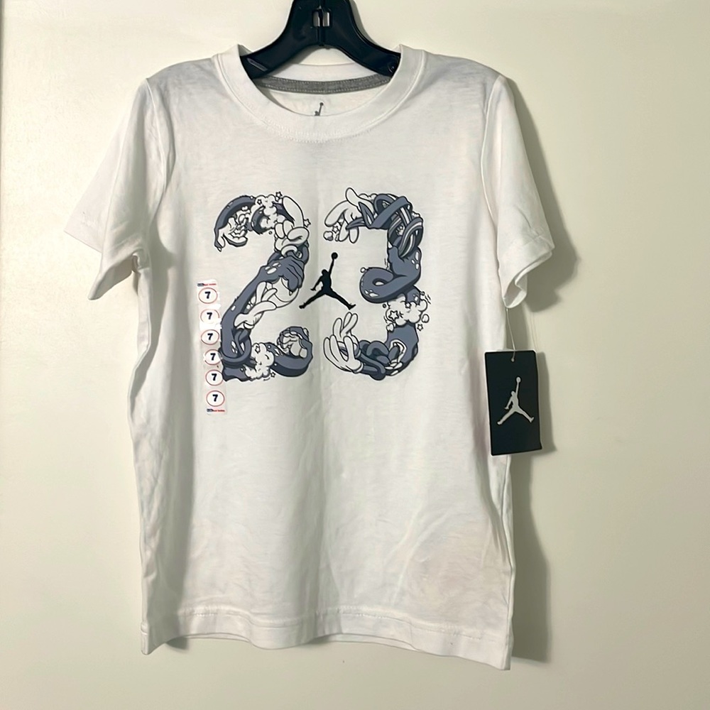 Air Jordan Tee Size 6-7years, 116-122cm - Picture 1 of 3